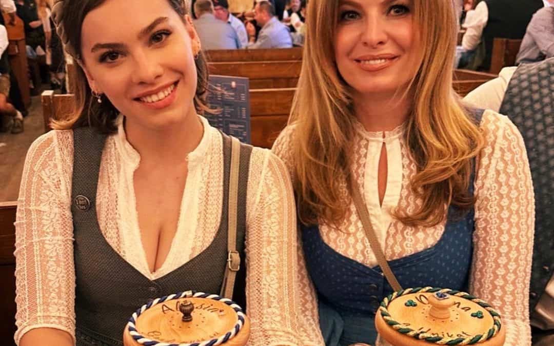 Personalisierte Getränkedeckel Holz – Schutz & Stil aus München